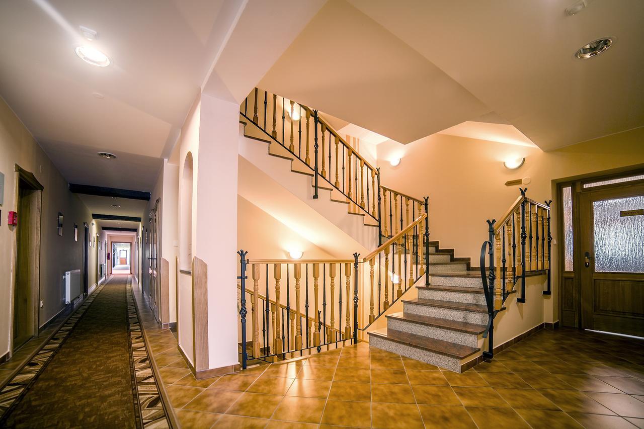 Hotel Tri Vezicky Stritez  Екстер'єр фото